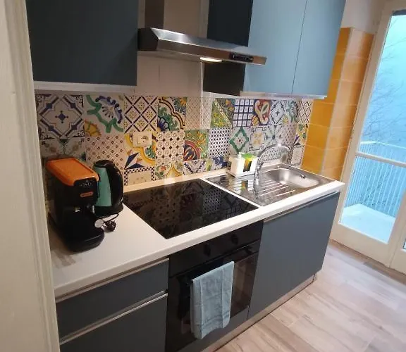 Mondovi 27 - Ponte Lungo Station Apartment