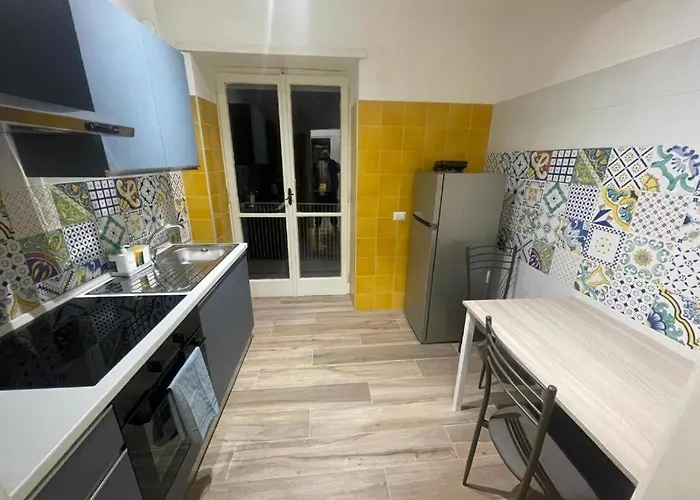 Mondovi 27 - Ponte Lungo Station Apartment Rom